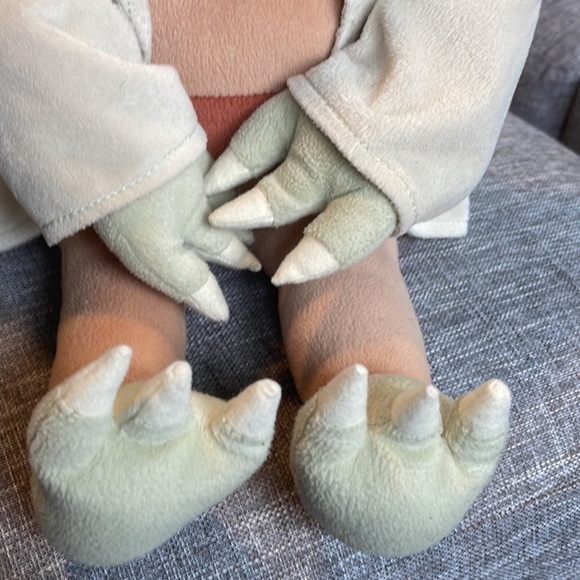 Star Wars Yoda stuffed toy - Picture 2 of 11